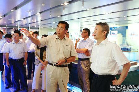 中信?？偨浝砹_熹一行到訪中遠船務