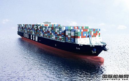 外高橋18000TEU集裝箱船首制船出塢