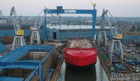 達門Galati船廠建造破冰研究船出塢