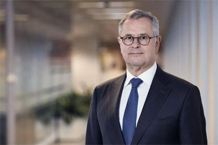 班輪公司CEO年薪曝光！究竟一年賺多少錢？