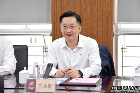 浙能集團黨委書記、董事長胡仲明會見招商輪船黨委書記、總經理王永新