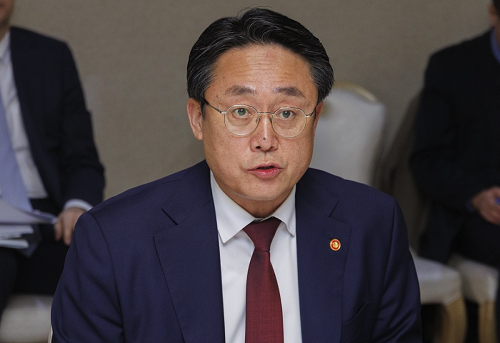 出售計劃無限期擱置，HMM轉向“穩健經營”